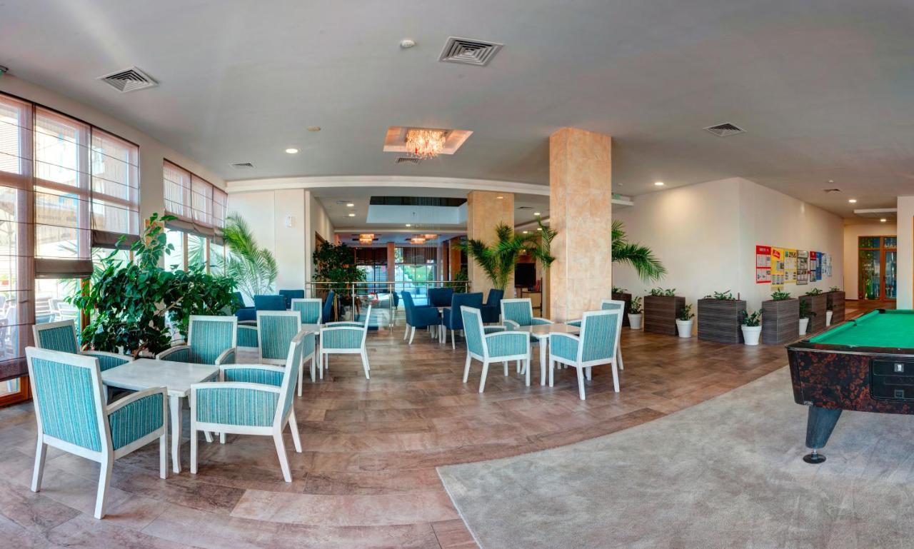 Hotel Slavey Golden Sands Ngoại thất bức ảnh
